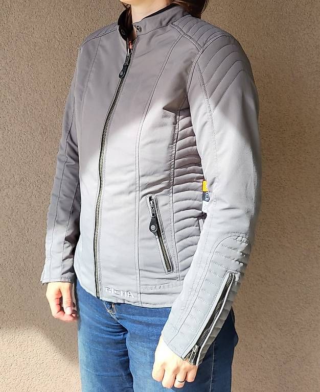 Giacche: Veste Moto Richa Lausanne textile jacket – Usato da Cossonay-Ville venduto da reg_6ym6