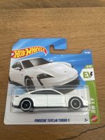 Hot Wheels / Porsche Taycan Turbo S