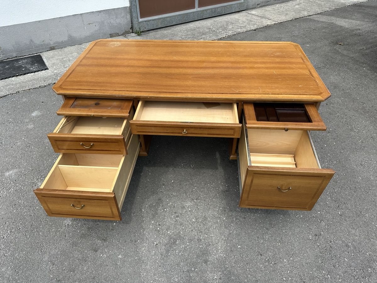 Scrivanie: Schreibtisch Holz mit Schubladen – Usato da Schwende venduto da weesli 4