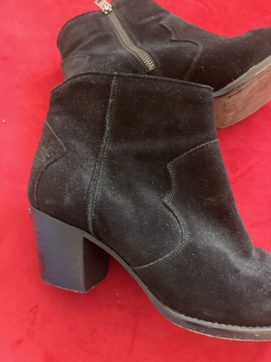 Damenschuhe: Zadid&Voltair Wildleder Stiefeletten, Grösse 38 – Gebraucht aus Muralto von jac_hkz5 1