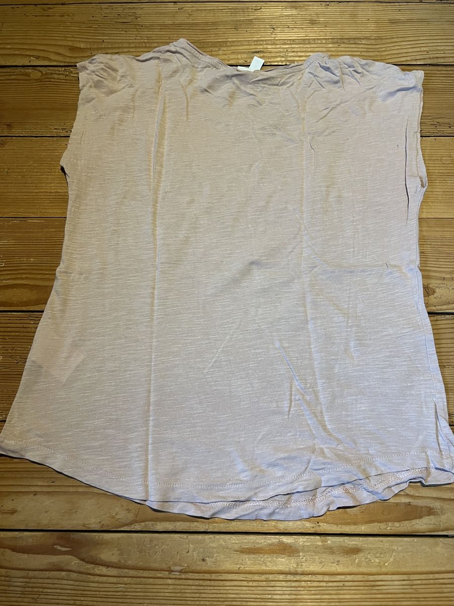 H&M T-shirt: H&M Basic Shirt XS, Top Zustand, hellrosa – Usato da Wohlenschwil venduto da SmokyAnnie 2