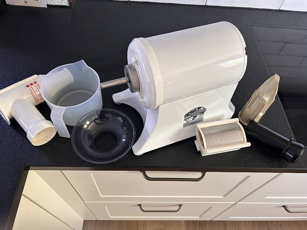 Elettrodomestici da cucina: Original Champion Entsafter – Usato da Wallisellen venduto da Cordi71