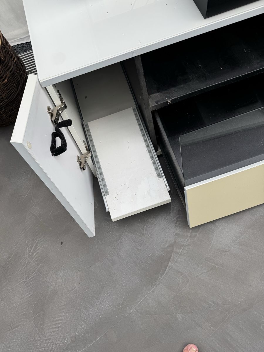 Mobili TV: TV Sideboard  – Usato da Mörschwil venduto da zalilla 2