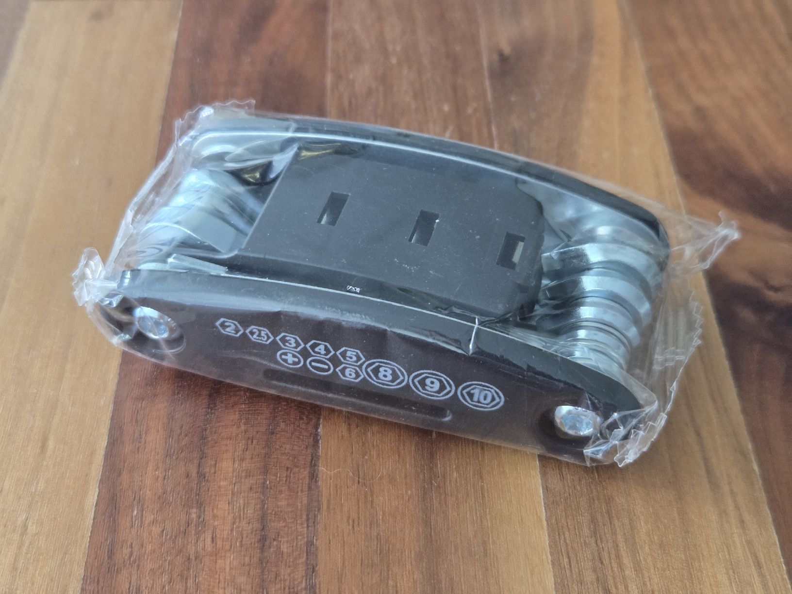 Tutti gli attrezzi: 15-teiliges Fahrrad Werkzeugset - Multitool – Nuovo e nell'imballaggio originale da Bülach venduto da DontPushTheButton 2