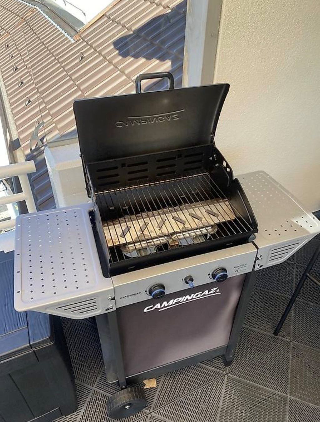 Campingaz Griglie: Campingaz Gasgrill BBQ Xpert 100 L – Usato da Allenwinden venduto da Zuger89 2