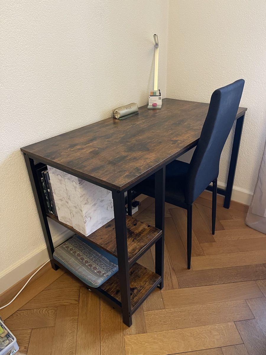 Schreibtische: Bureau – Gebraucht aus Fribourg von mae_162