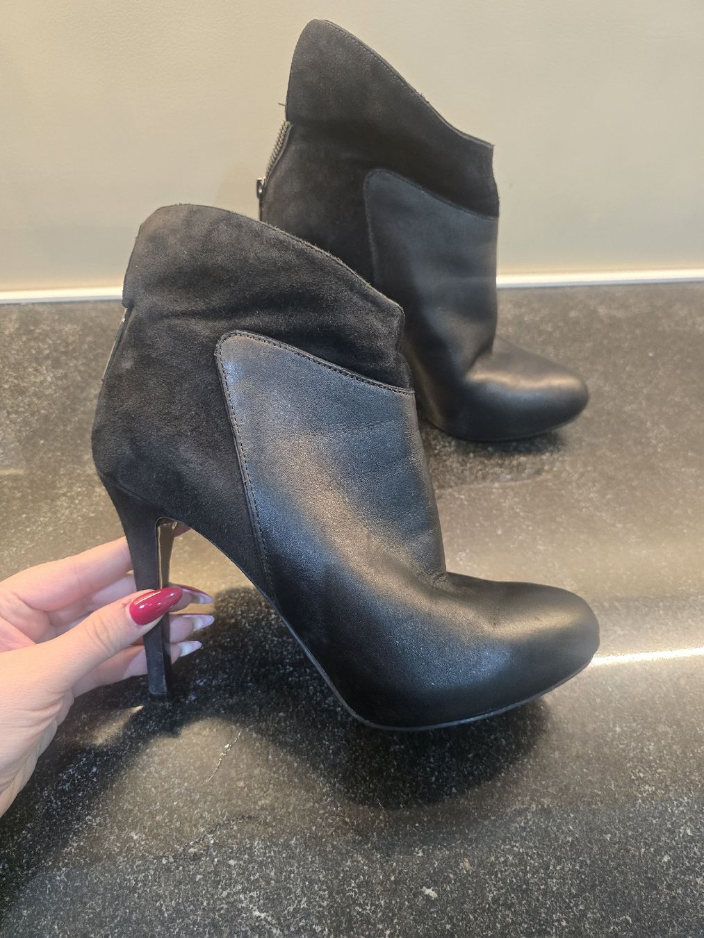 Guess Scarpe da donna: Guess Stiefeletten - Grösse 38 – Usato da Hägglingen venduto da Raff_Ella 2