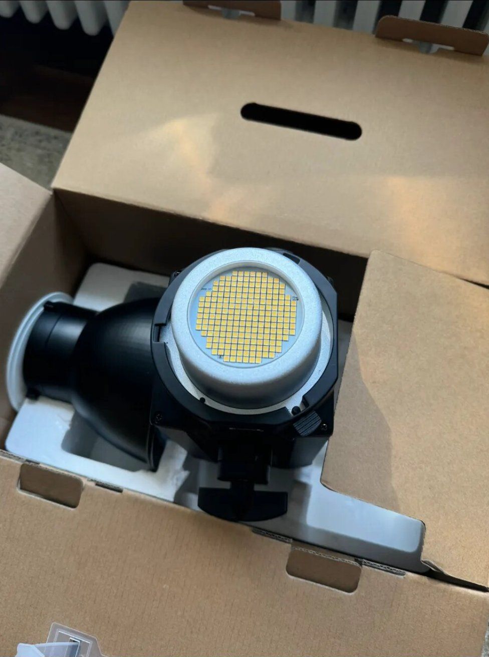 Lampade: Nanlite FS-150 – Usato da Kilchberg ZH venduto da Torch2 2