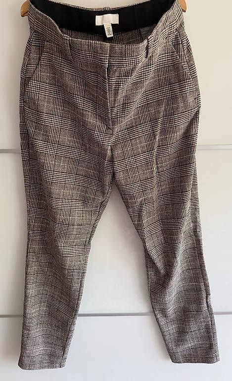 H&M Pantaloni: H&M karierte Damenhose, Grösse 40 – Usato da Ehrendingen venduto da ErikaKrisztina