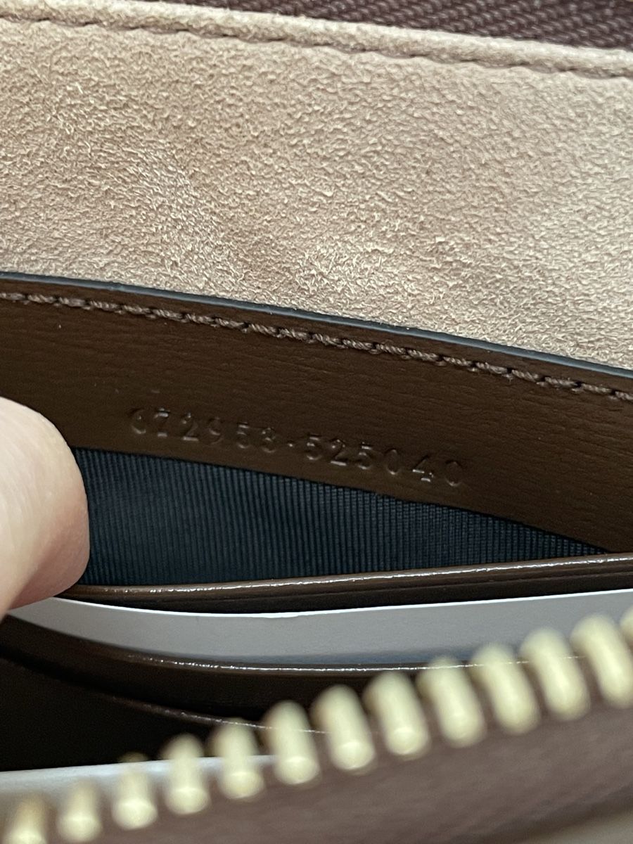 Gucci Borse: NEW Gucci pouch Supreme GG Azalea – Nuovo e nell'imballaggio originale da Vacallo venduto da kellyyy 3