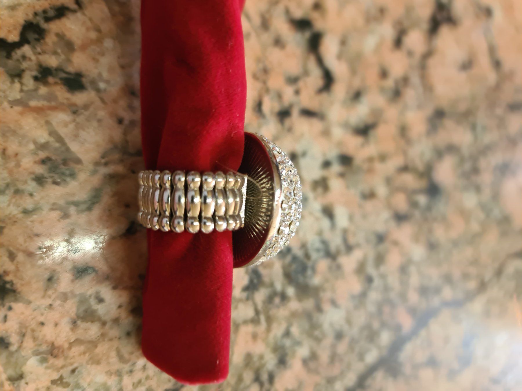 Anelli: Fingerring – Usato da Bellerive VD venduto da Hermes5 1