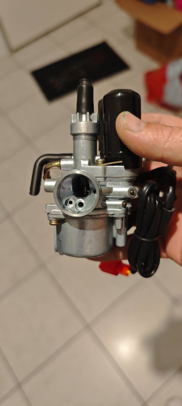 Peugeot Tutti pezzi di ricambio per scooter: peogeot speedfight teilen – Usato da Rupperswil venduto da pimpjuice 7