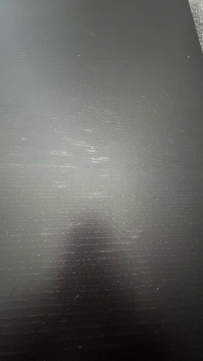 Ikea Scrivanie: Ikea Malm Schreibtisch – Usato da Zürich venduto da deb_3456 5