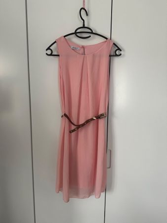 Sommerliches, leichtes Kleid in Lachsrosa, Grösse XS