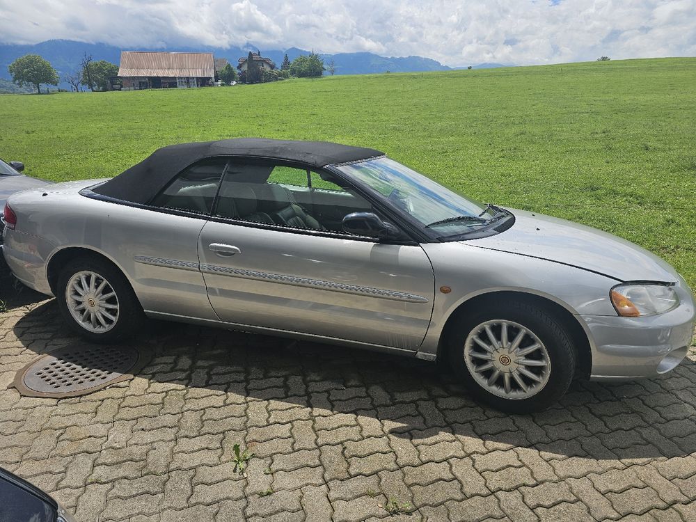 Frühlingsauktion 2001 Chrysler Sebring V6