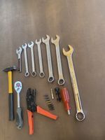 Werkzeug-Set für Heimwerker: Hammer, Zange, Schraubenzieher 