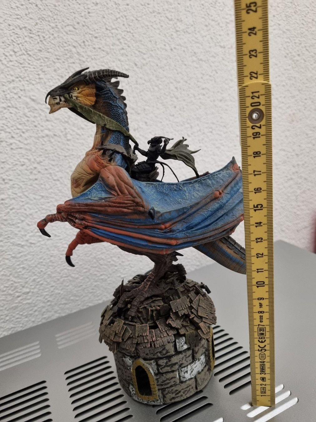 Figuren: Drache mit Reiter, Deko Fantasy – Gebraucht aus Winterthur von Belzarek 2