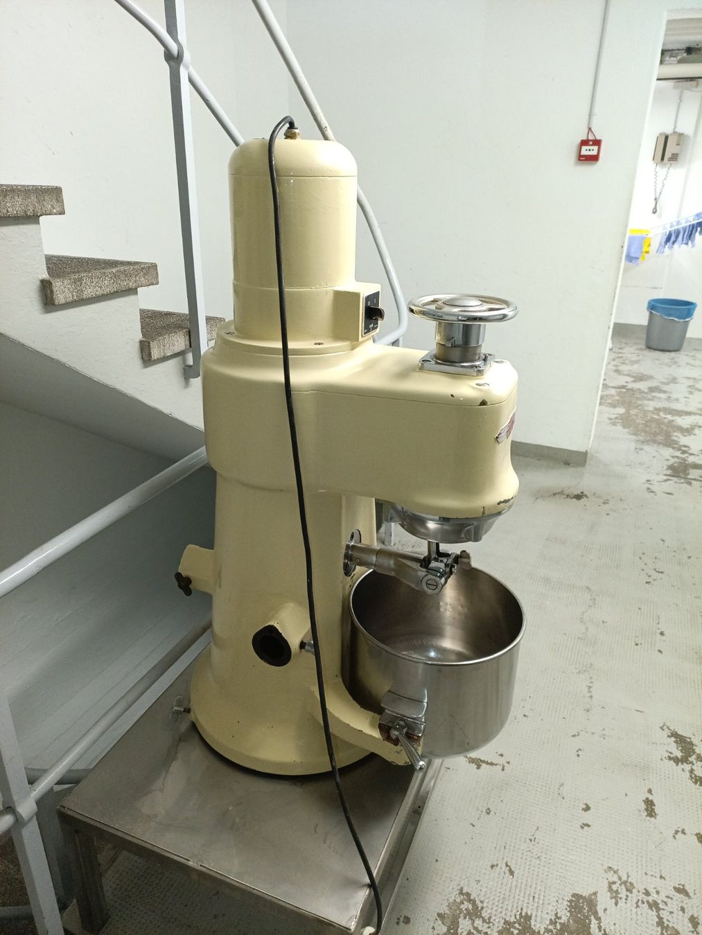 Lips Elettrodomestici da cucina: Lips Küchenmaschine mit Unterbau – Usato da Fehren venduto da nik_j66k 2