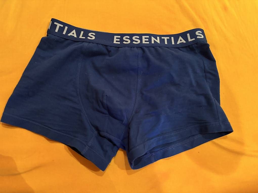 Sous-vêtements: Essentials Boxershorts (Gratis Versand) – D'occasion à Blumenstein par pzb_pc57