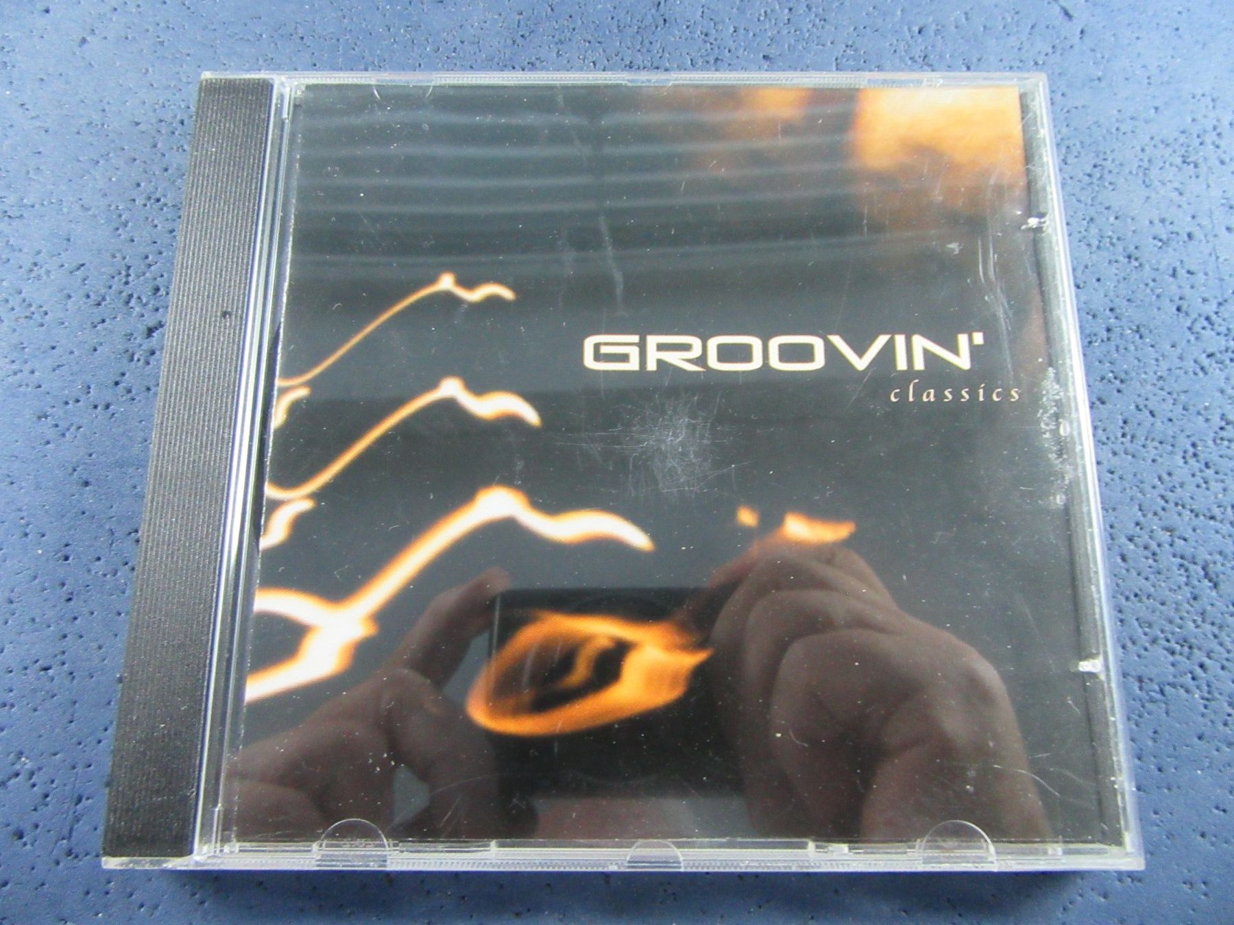 CD: GROOVIN' CLASSICS CD WINTERTHUR CD HANGAR 21 – Usato da Ettingen venduto da Hausi4711