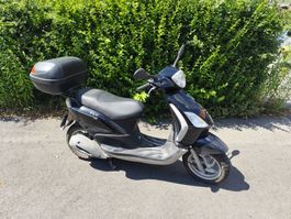 Piaggio Fly 125 - fahrbar ab 16Jahren