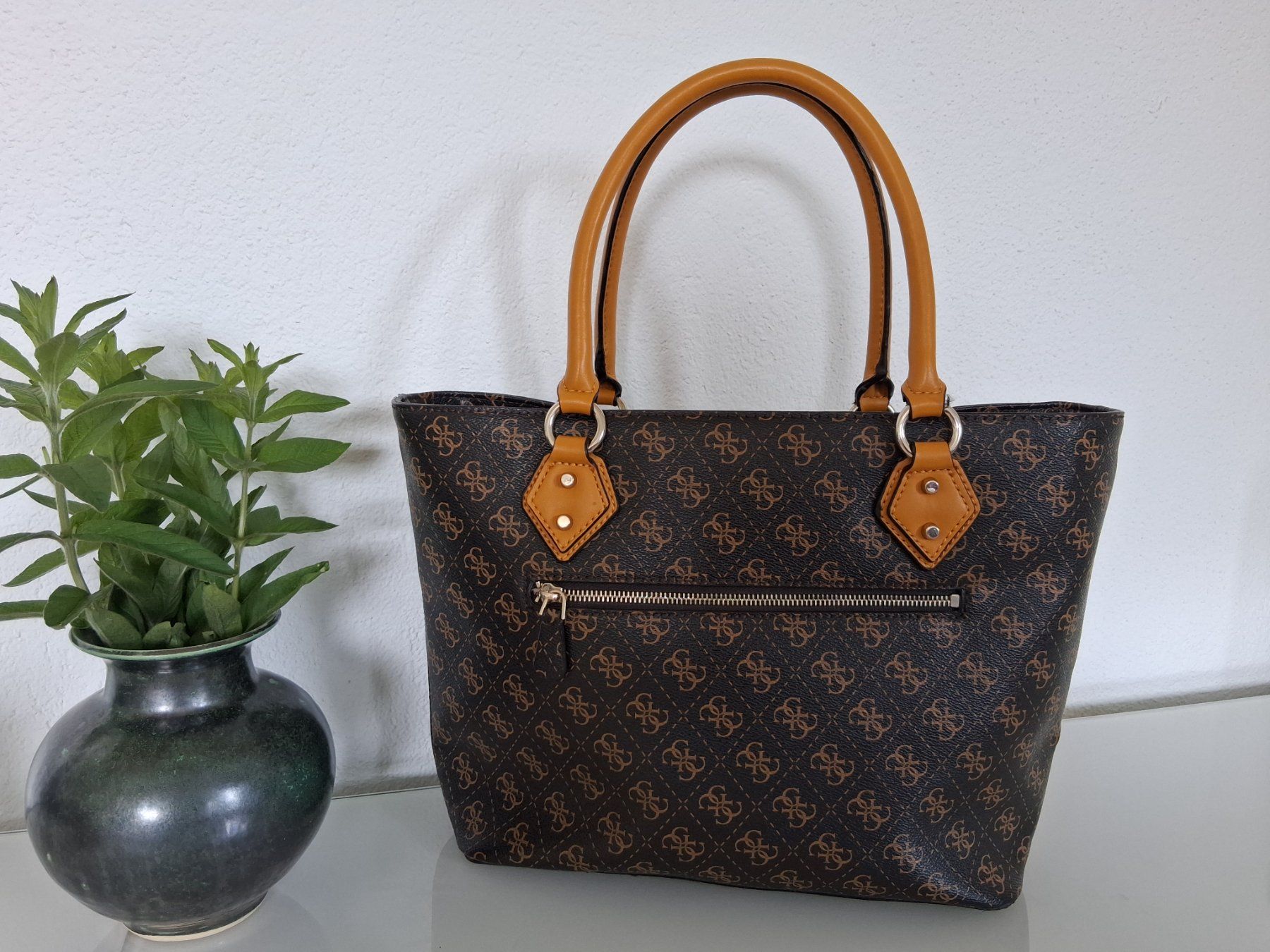 Guess Borse da donna: Guess Handtasche – Usato da Lengnau AG venduto da Nathi88 1