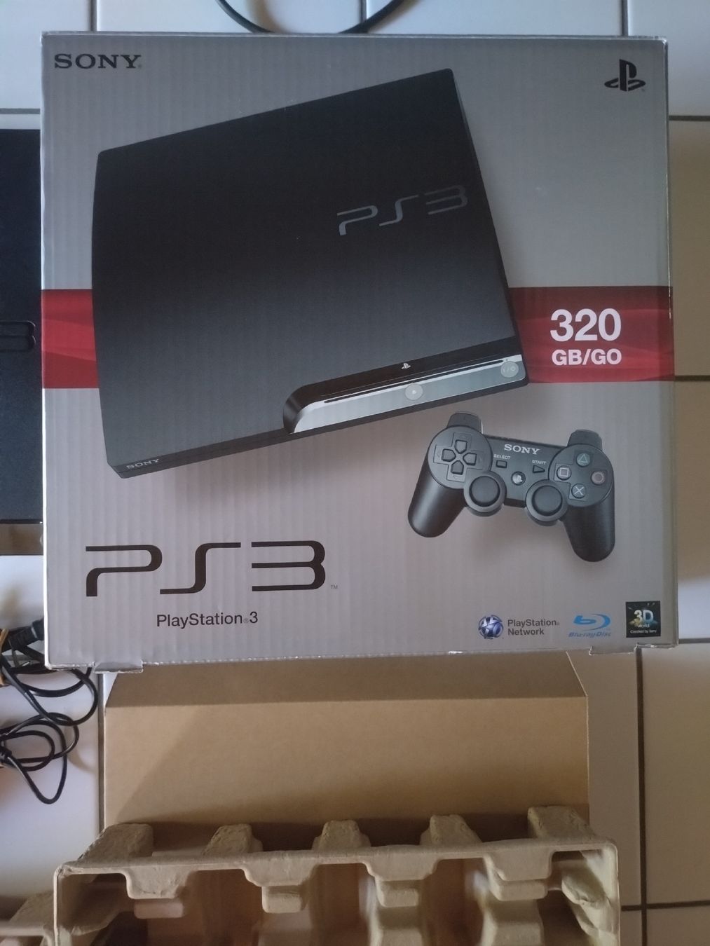 Sony Console: PS3 PlayStation 3 -  320 GB - Boxed Working CECH-2504B – Usato da Farvagny-le-Grand venduto da LaCaverne 5