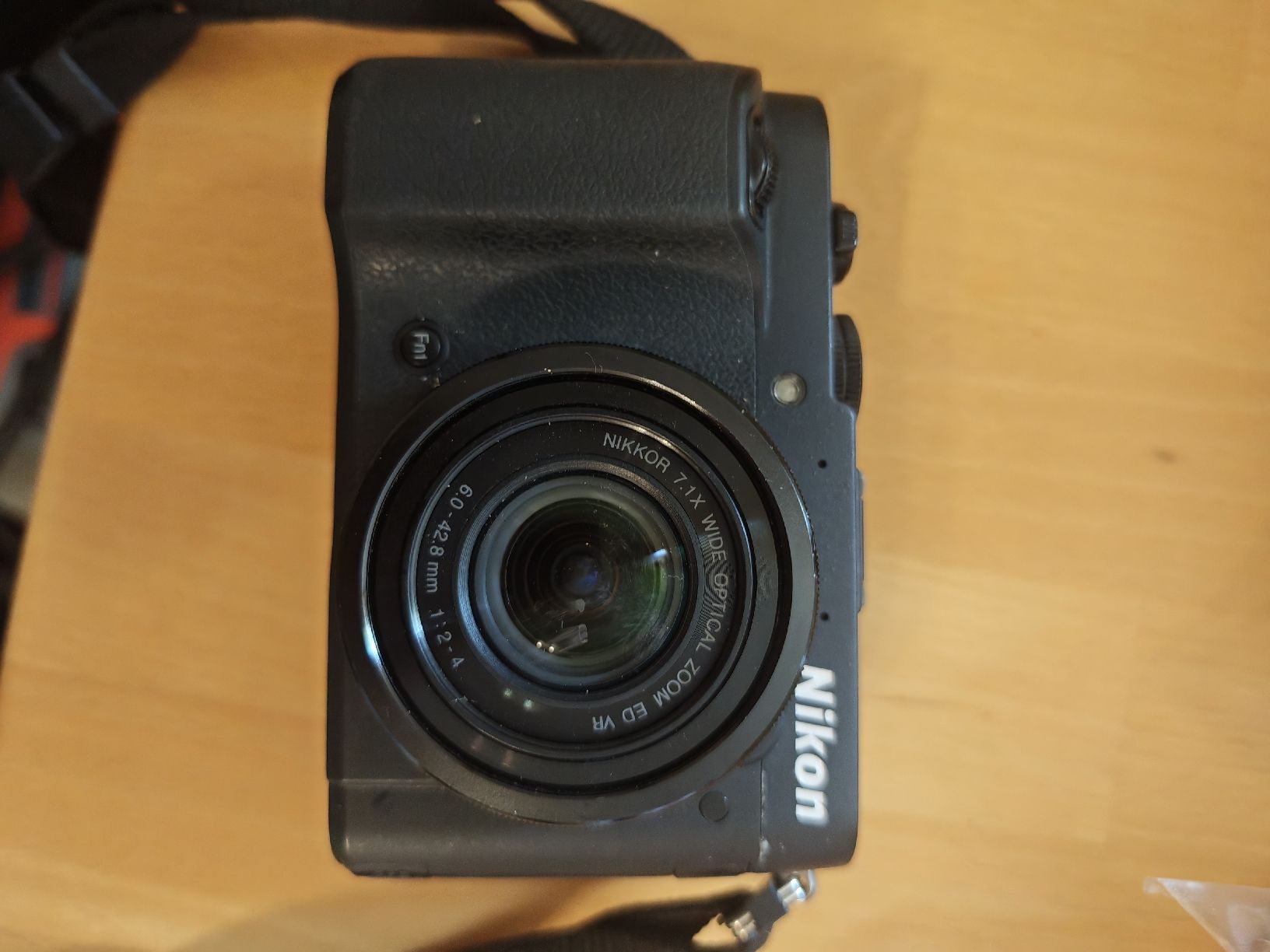 Nikon Fotocamera: Nikon Coolpix P7700 – Usato da Sarnen venduto da Laut_musik