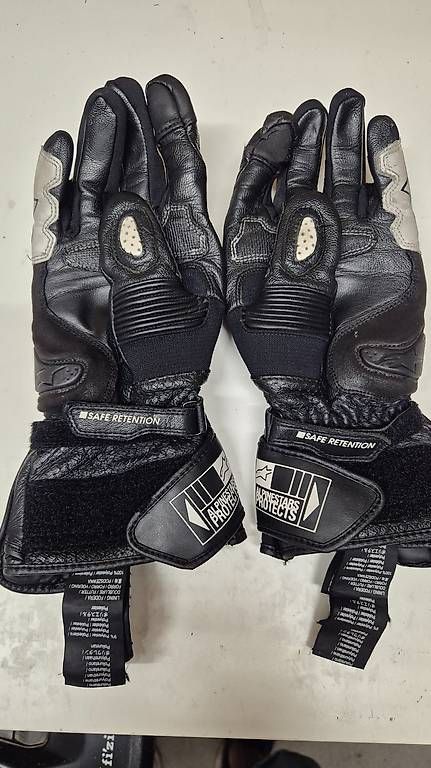 Alpinestars Sonstige Accessoires für Herren: Motorradhandschuche Gr.L – Gebraucht aus Aarburg von exe_v5s5 1