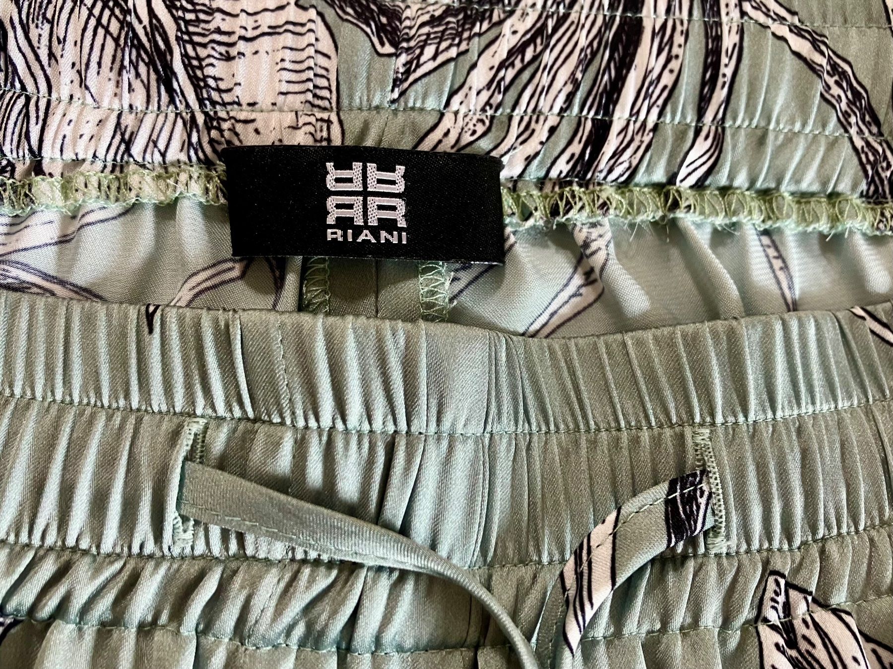 Riani Hosen: Riani Marlene-Hose mit floralem Print - neu – Neu (gemäss Beschreibung) aus Zürich von cyberbliss 3