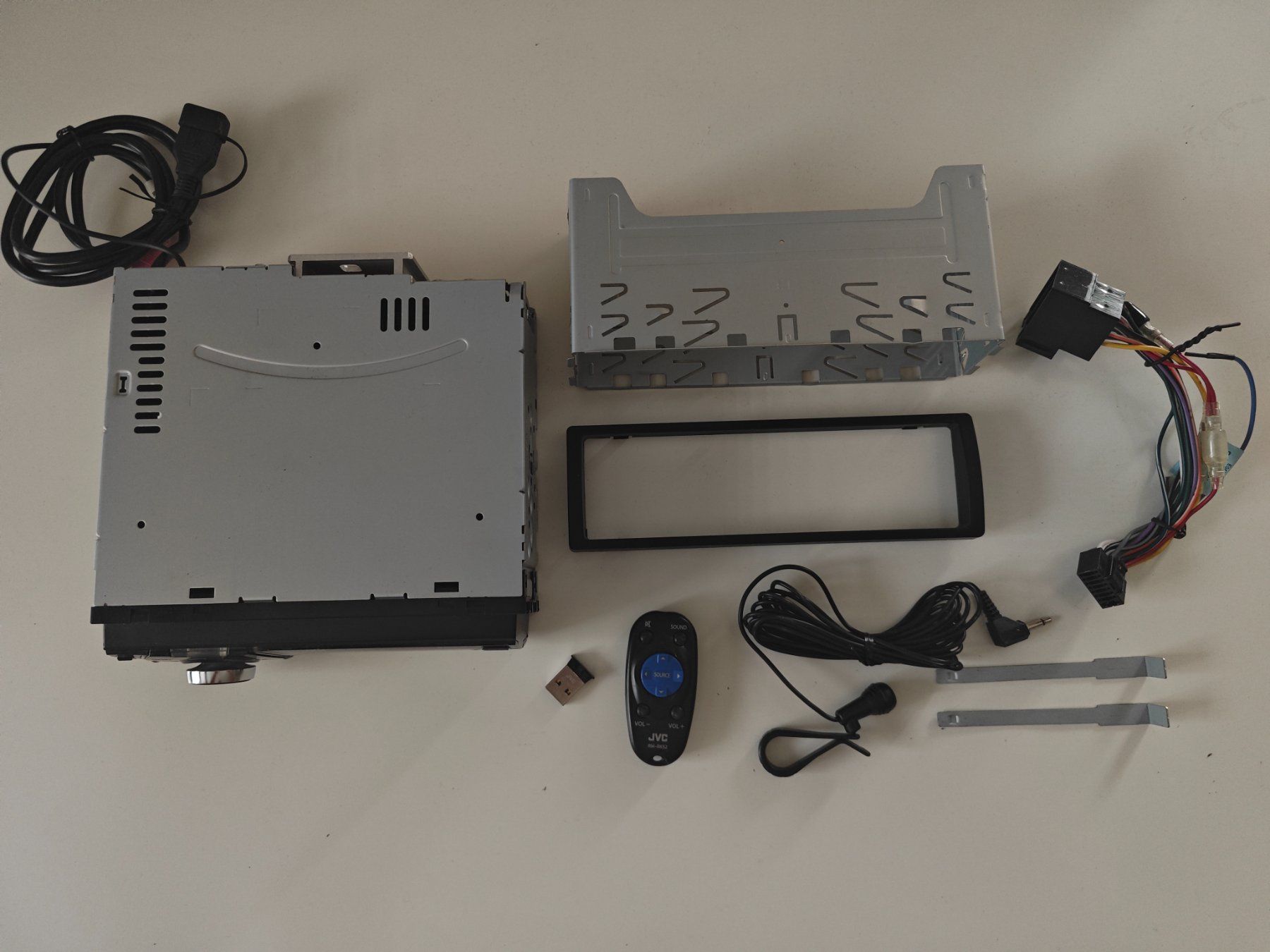 JVC Radios: JVC KD-X50BT / Autoradio mit Bluetooth – D'occasion à Baden par aloha_1 9