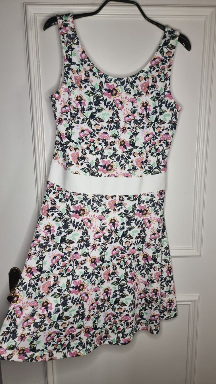 Vestiti: 🌺Kleid Größe 40-L🌺 – Usato da Wald ZH venduto da CapLux 7