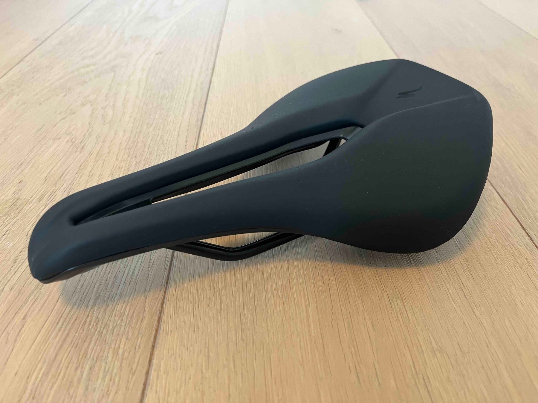 Specialized Ersatzteile: Velosattel Specialized Power Comp 143 mm – Neu (gemäss Beschreibung) aus Oberwil-Lieli von Hango 1