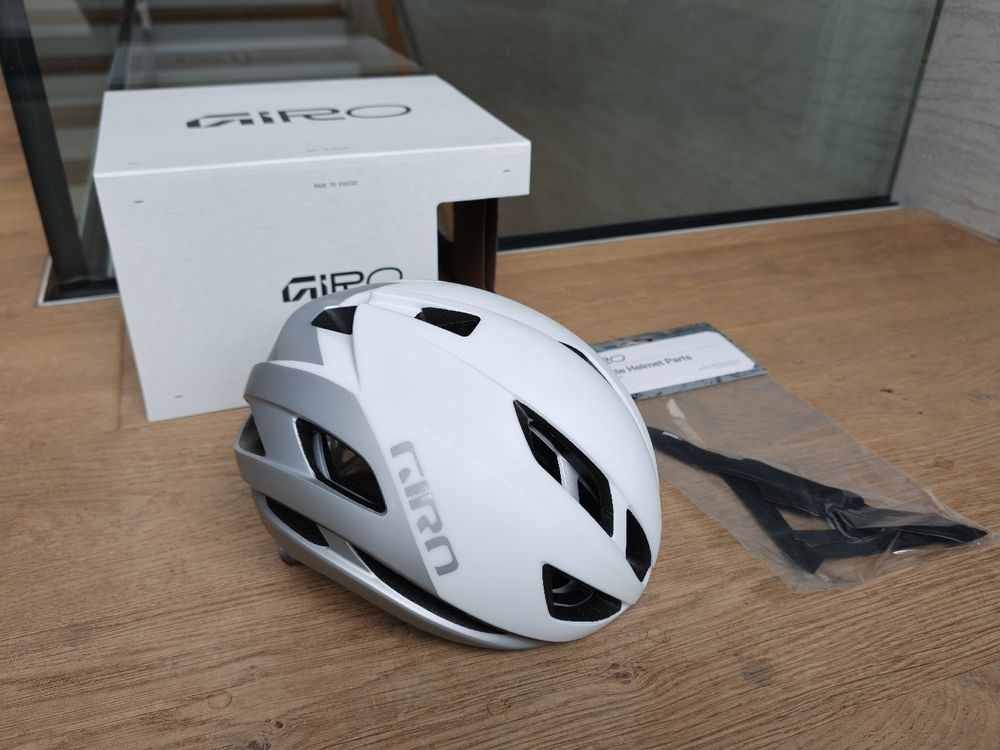 Giro Eclipse Spherical (MIPS) – M inkl. Roc Loc 5 LED (Gebraucht) in ...