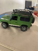 Bruder Land Rover Defender