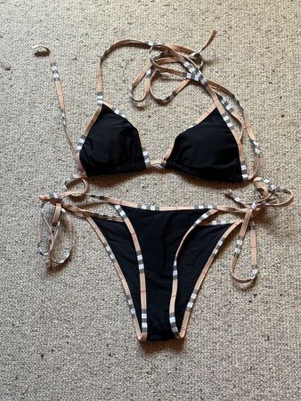 Bikini schwarz kariert Grösse M guter Zustand