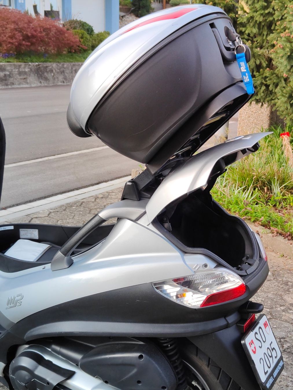 Piaggio Scooter: Roller Piaggio MP3 RL-400 i.e. – Usato da Wangen b. Olten venduto da jk.grufti 5