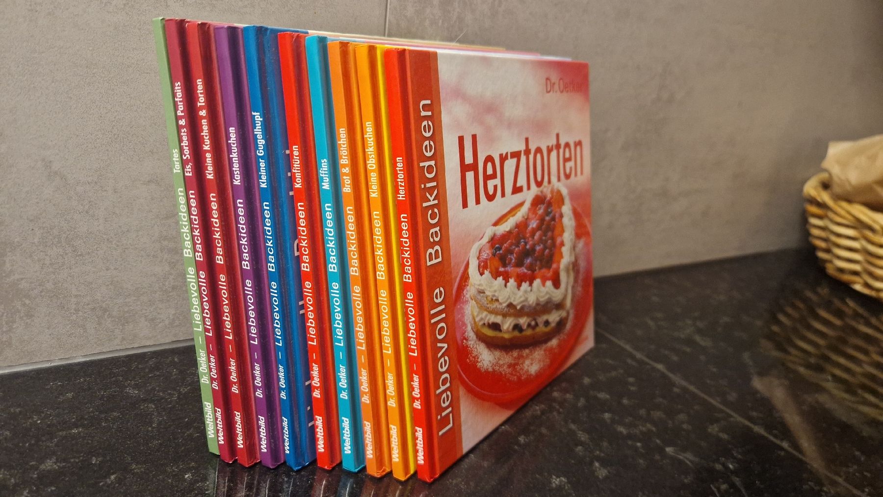 Libri: 10 Dr.Oetker Backbücher – Usato da Winterthur venduto da Daniela.Arashi 1