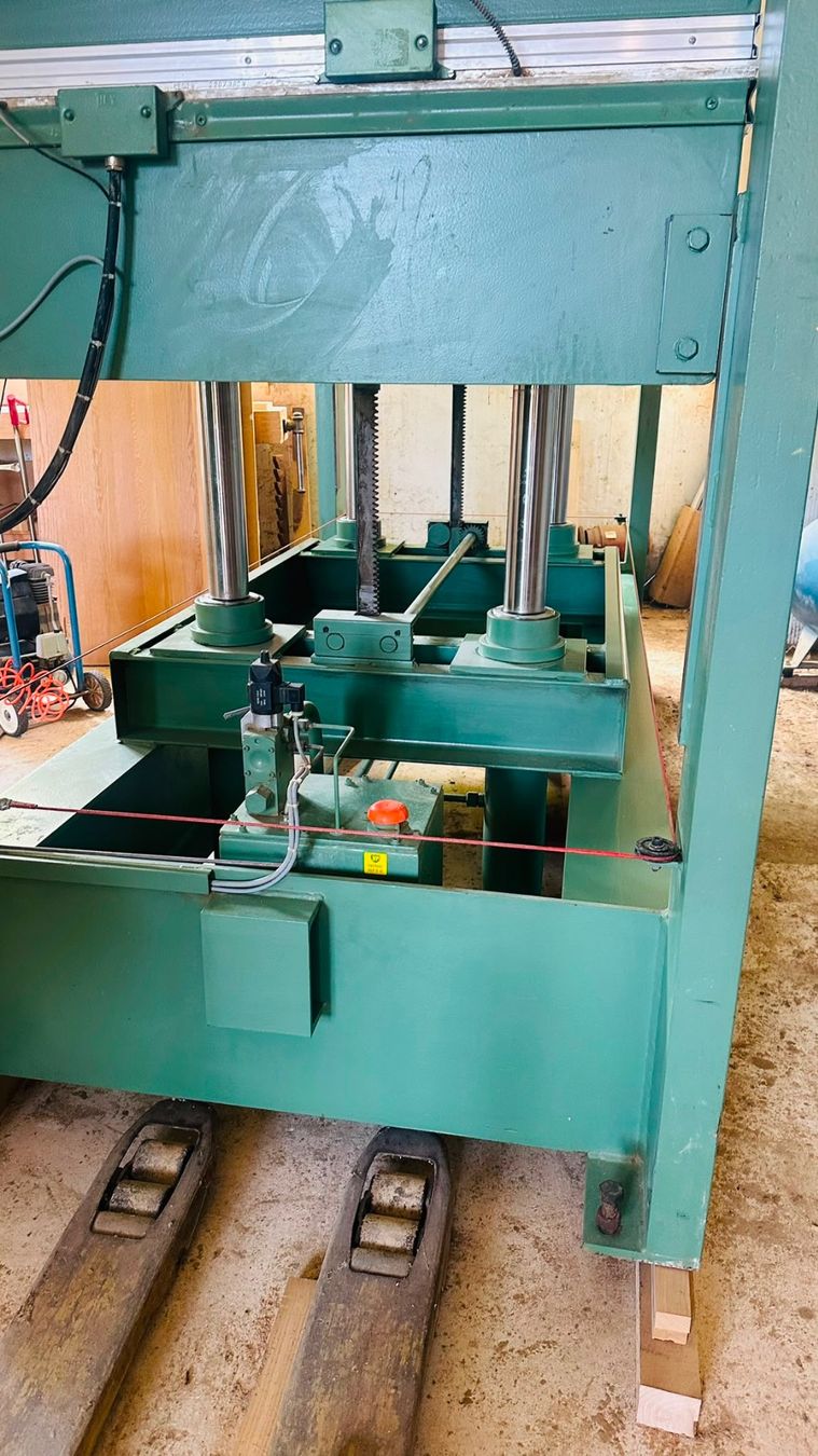 OTT Tutte le macchine: Furnierpresse Ott – Usato da Volketswil venduto da ars_sjh2 6