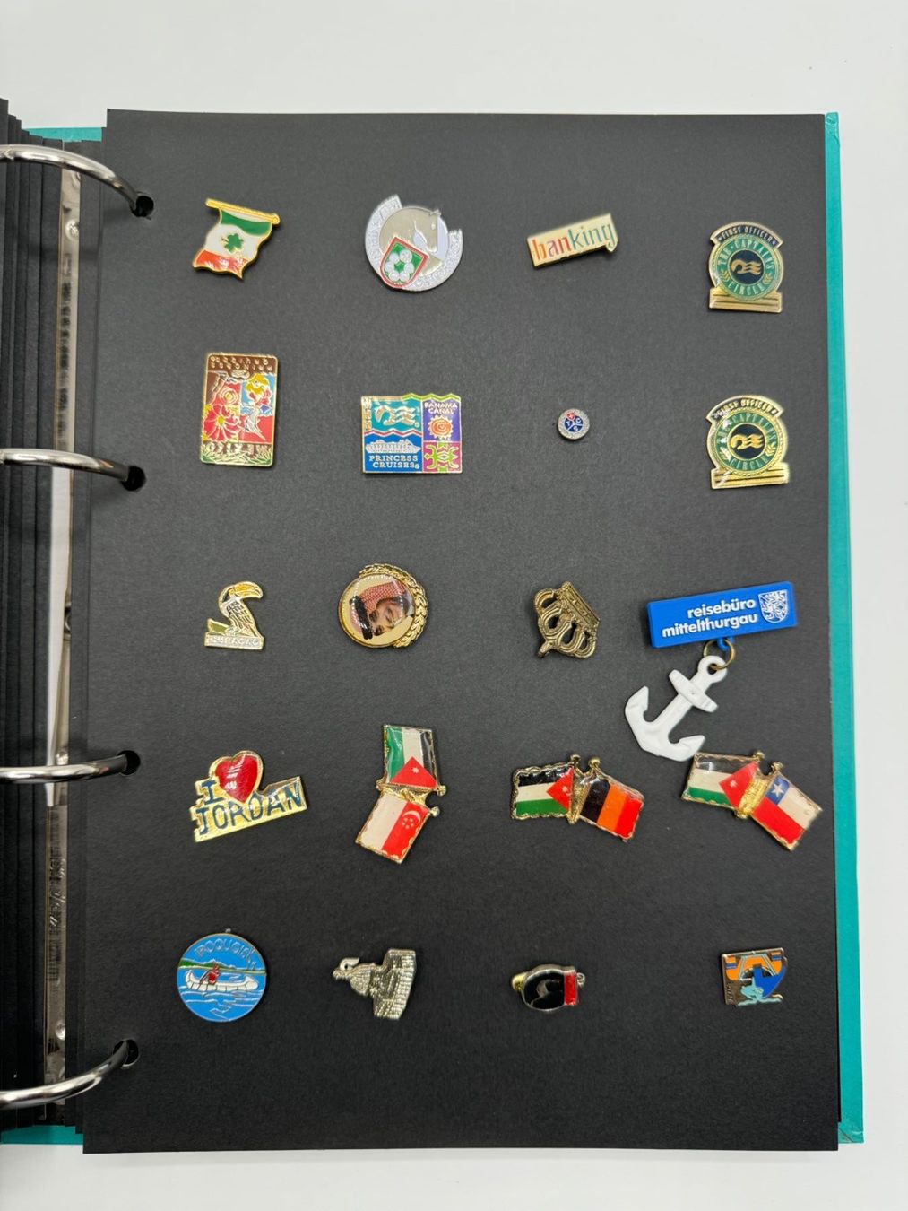 Albums: Pin Collection – D'occasion à Sachseln par BONATI01 4