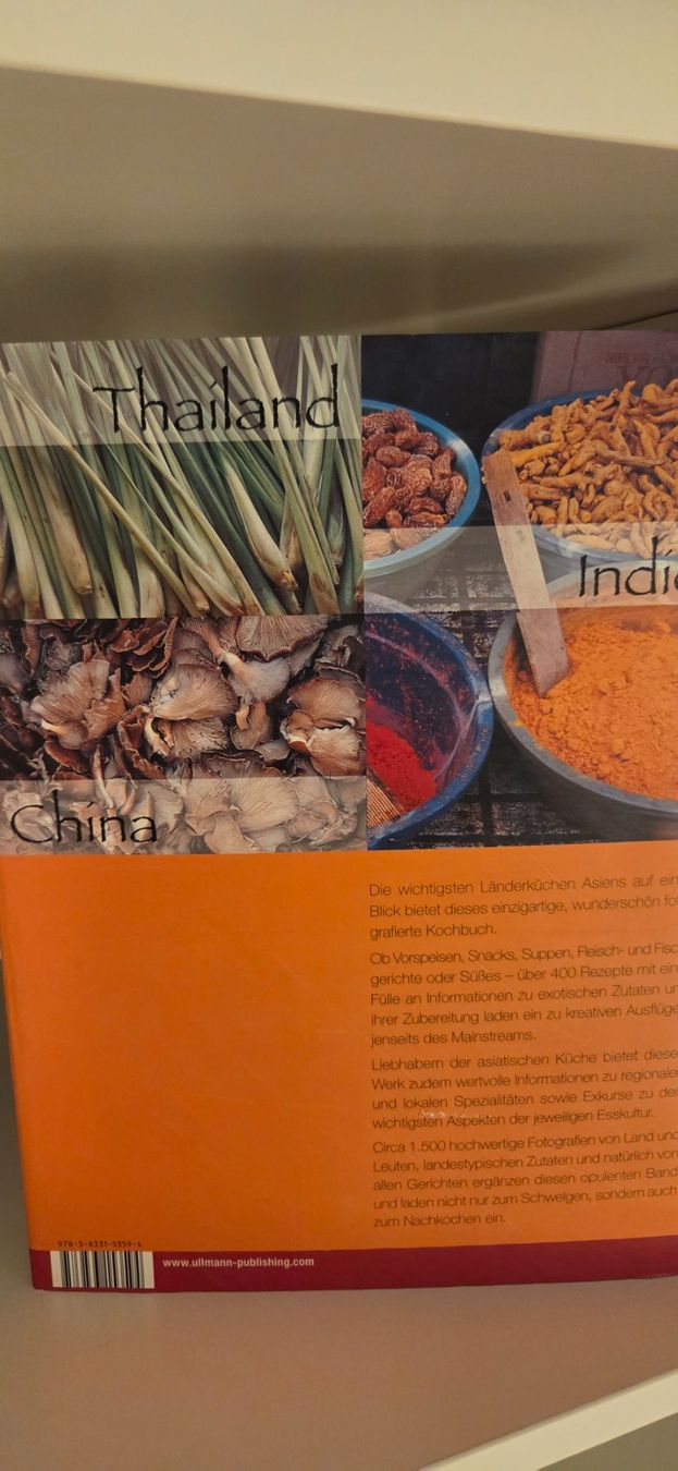 Libri: Buch:  Cusina Asia wie neu – Usato da Bremgarten b. Bern venduto da Marge7979 2