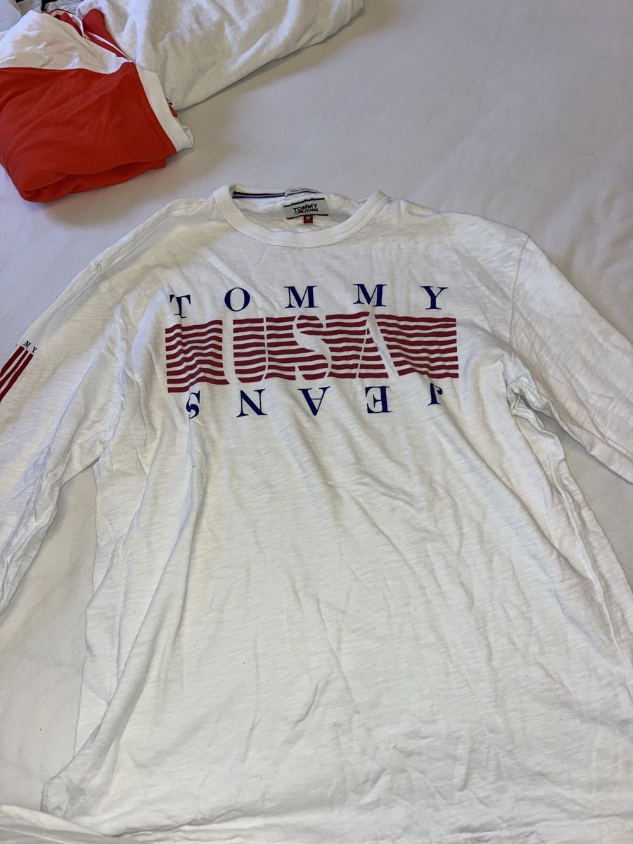 Tommy Hilfiger T-Shirts: Tommy Hilfiger top – Gebraucht aus Pully von ari_78pk