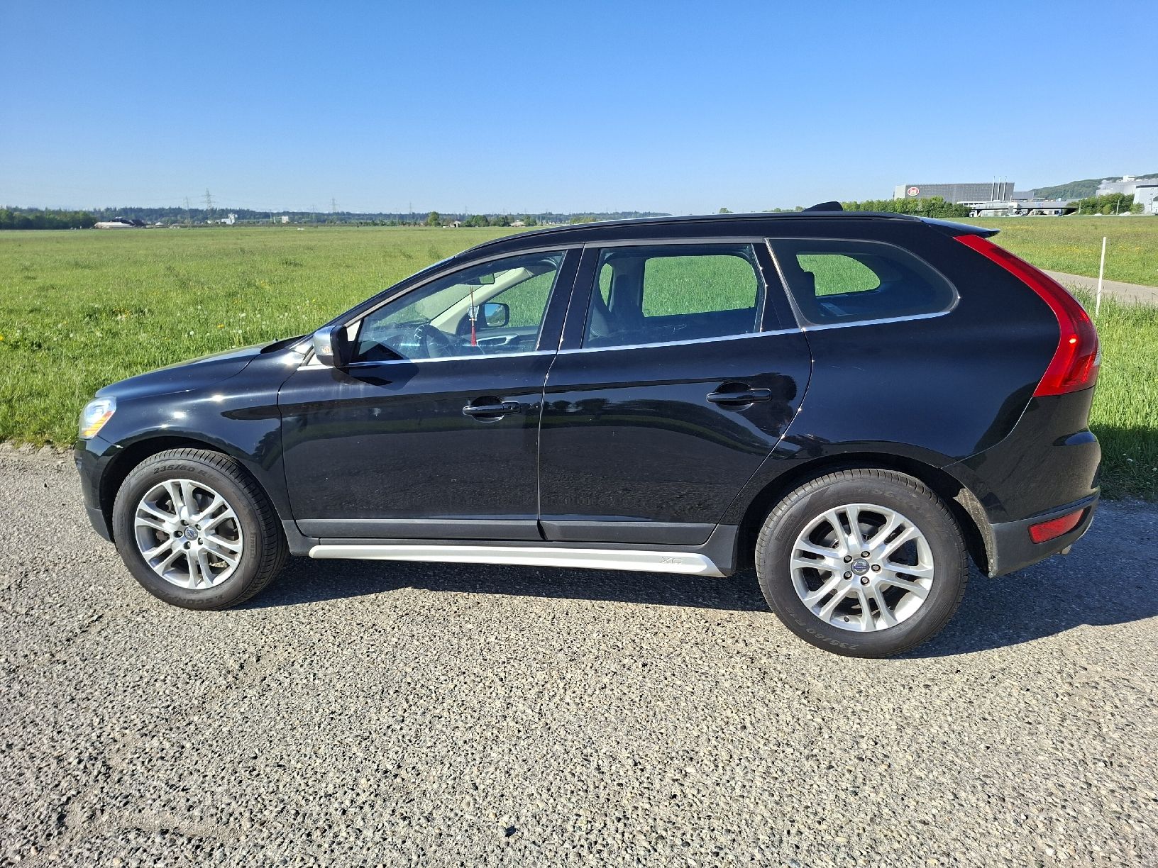 Automobili: volvo xc60 AWD – Usato da Oensingen venduto da Mitrovic