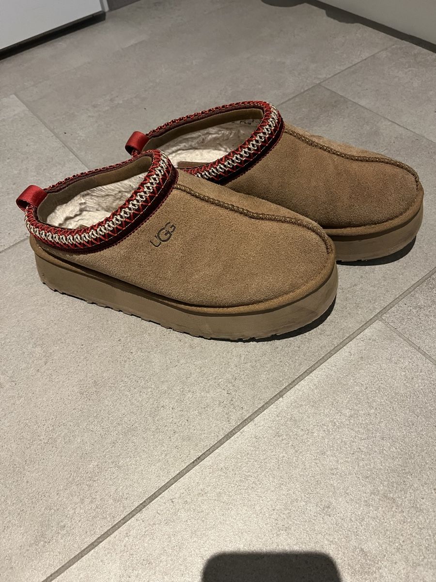 Ugg Chaussures hommes: UGG Tazz, Grösse 39 – D'occasion à Eschenbach SG par lena.0112 1