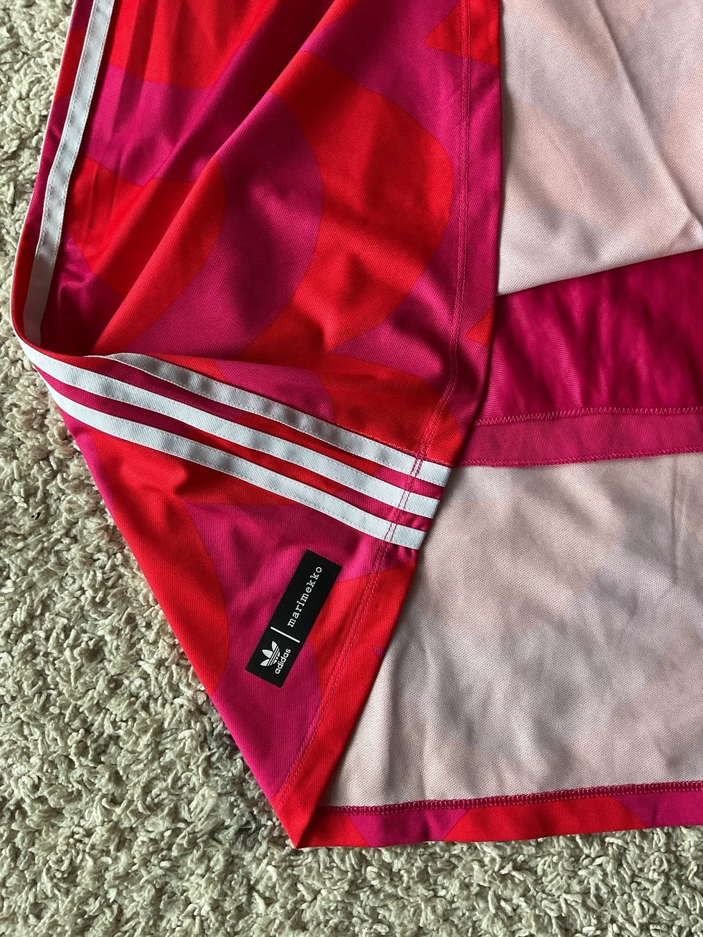 Marimekko Vestiti: Adidas x Marimekko Kleid – Nuovo (secondo la descrizione) da Zufikon venduto da mjohannah 4