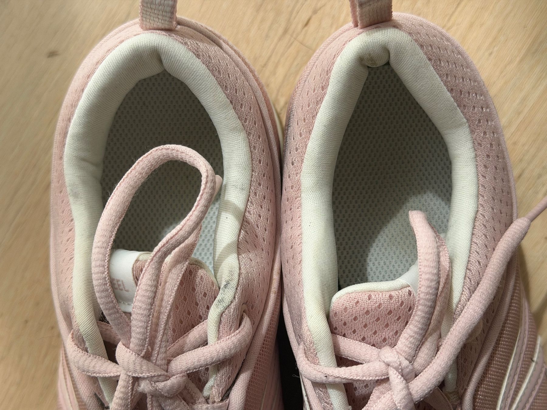 Decathlon Damenschuhe: Pink Decathlon Sneakers (Gr. 39) – Gebraucht aus Dübendorf von kmag-20 3