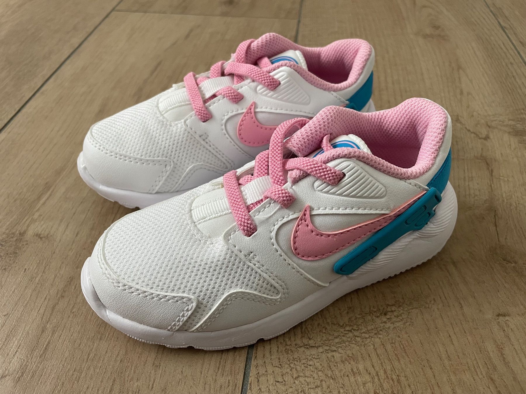 Nike Scarpe per ragazzi: Nike LD Victory Gr. 26 NEU – Nuovo e nell'imballaggio originale da Waltenschwil venduto da hansnine