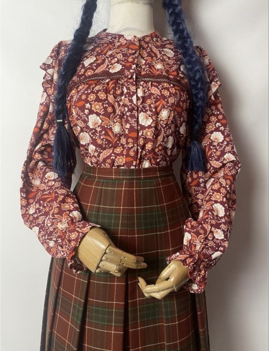 Gonne: Vintage full wool skirt with lining – Nuovo (secondo la descrizione) da Glattpark(Opfikon) venduto da olg_g9wb 5