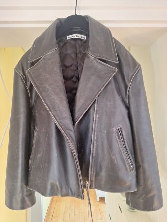 Schwarze used-look Acne Studios Biker-Lederjacke, XS/S