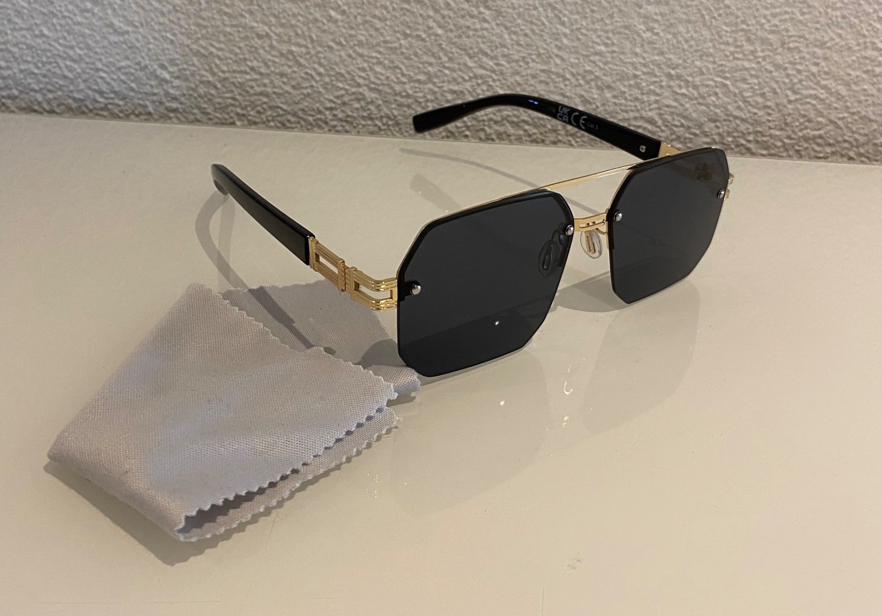 Brillen & Gläser: Moderne Sonnenbrille – Gebraucht aus Sommeri von Gim-
